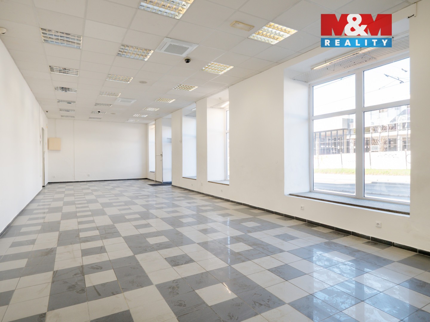 Prodej obchodní prostory - Sokolovská, Praha, 144 m² - 5