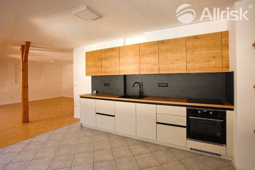 3+kk, Riegrovo náměstí, Kroměříž, 112 m² - 2