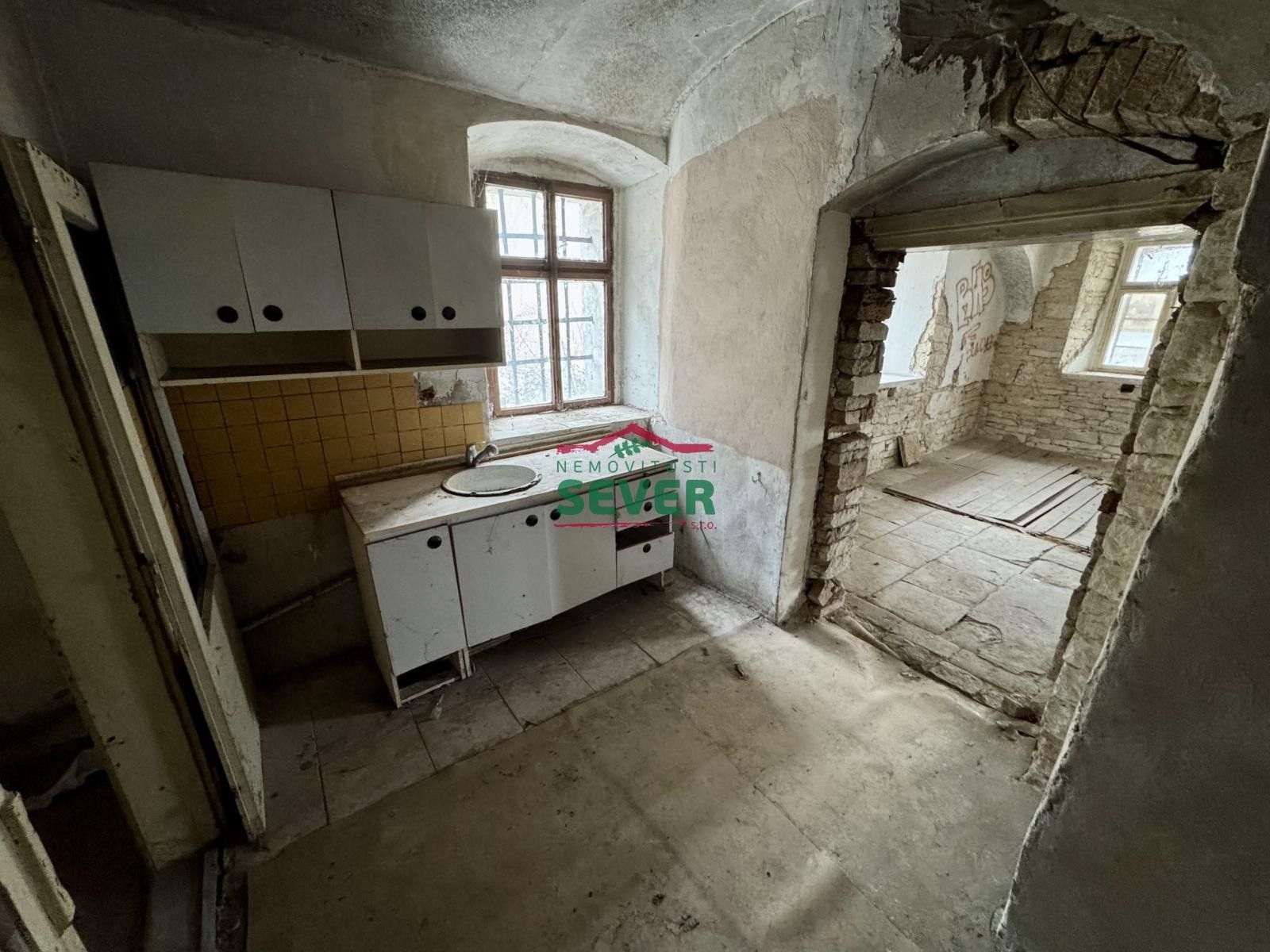 Prodej rodinný dům - Vrutice, 200 m² - 5