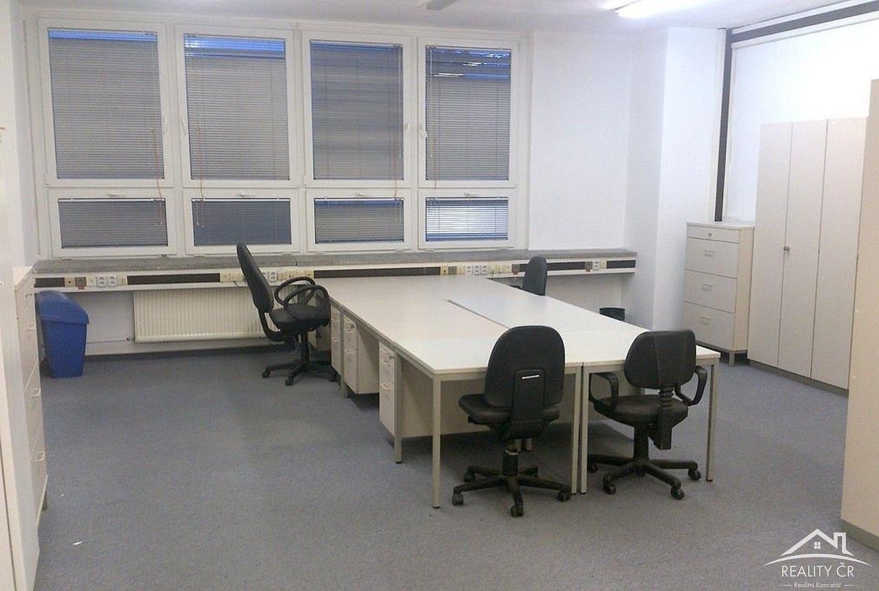 Kancelář · 907 m² · Jihlava, Kraj Vysočina - 4