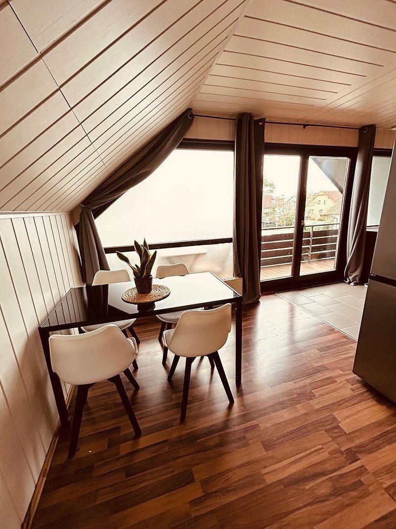 Pronájem byt 2+kk - , Bádensko-Württembersko, 70 m² - 5