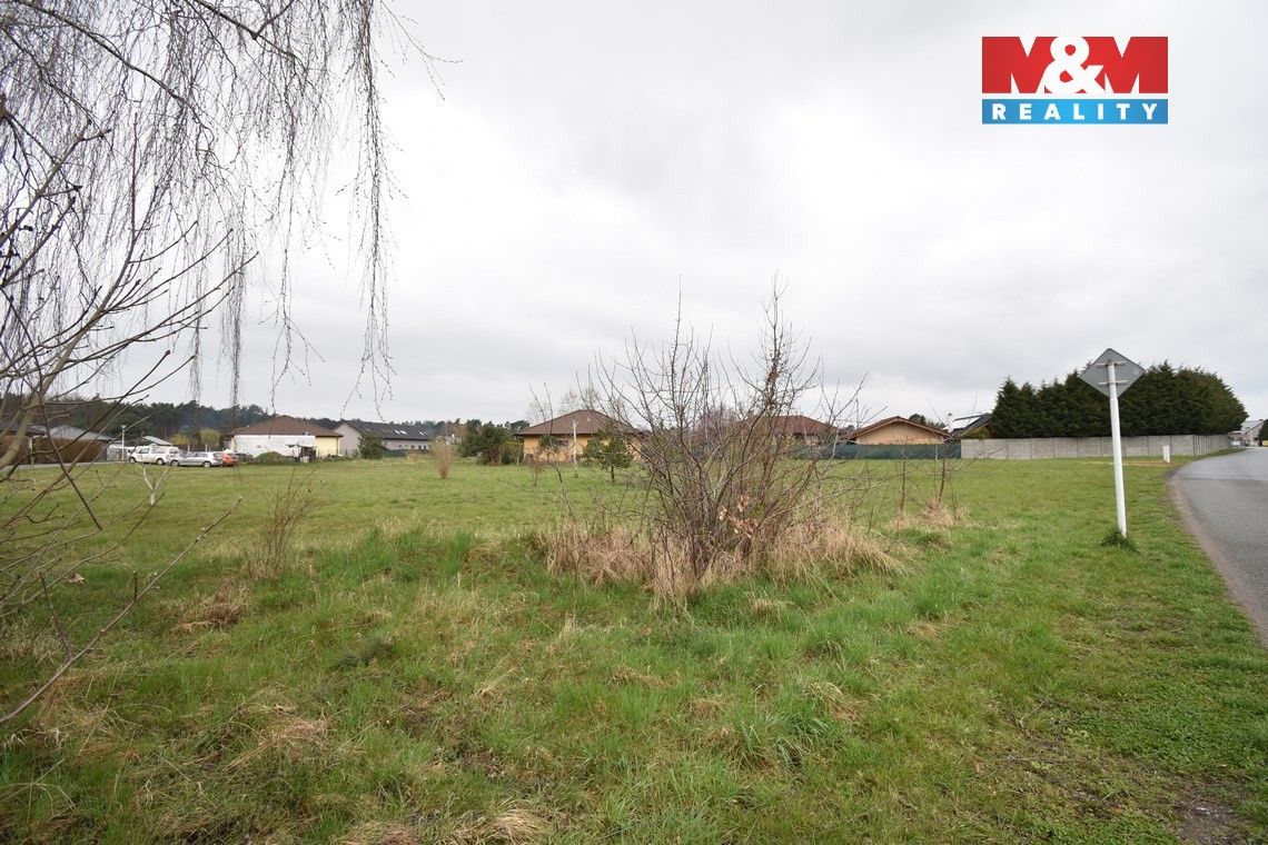 Prodej pozemek pro bydlení - Tišice, 277 15