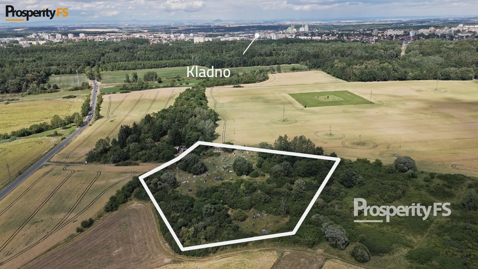 Komerční pozemek, 16 033 m²