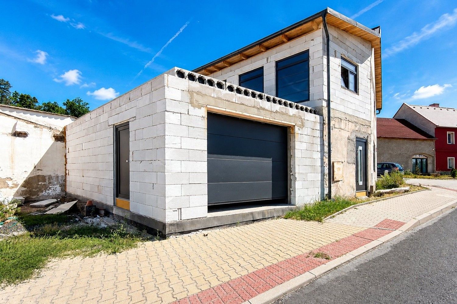 Rodinné domy, Partyzánská, Březno, okres Chomutov, 223 m² - 1