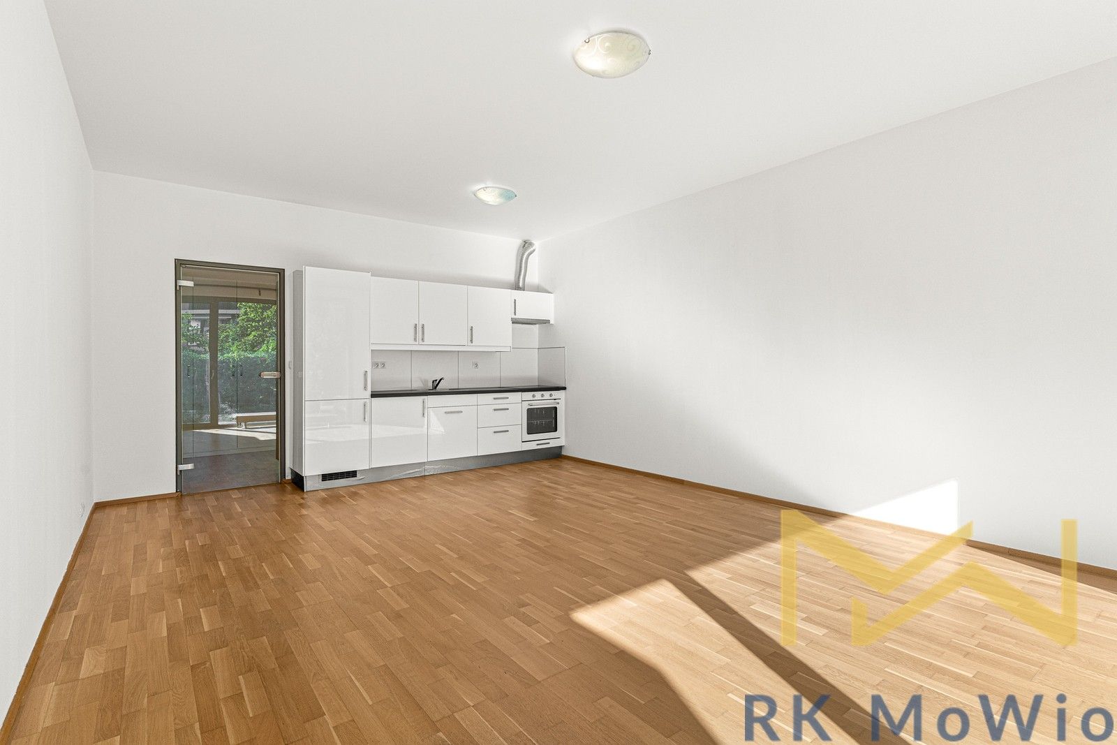 1+kk, Korunní, Praha, 42 m² - 2