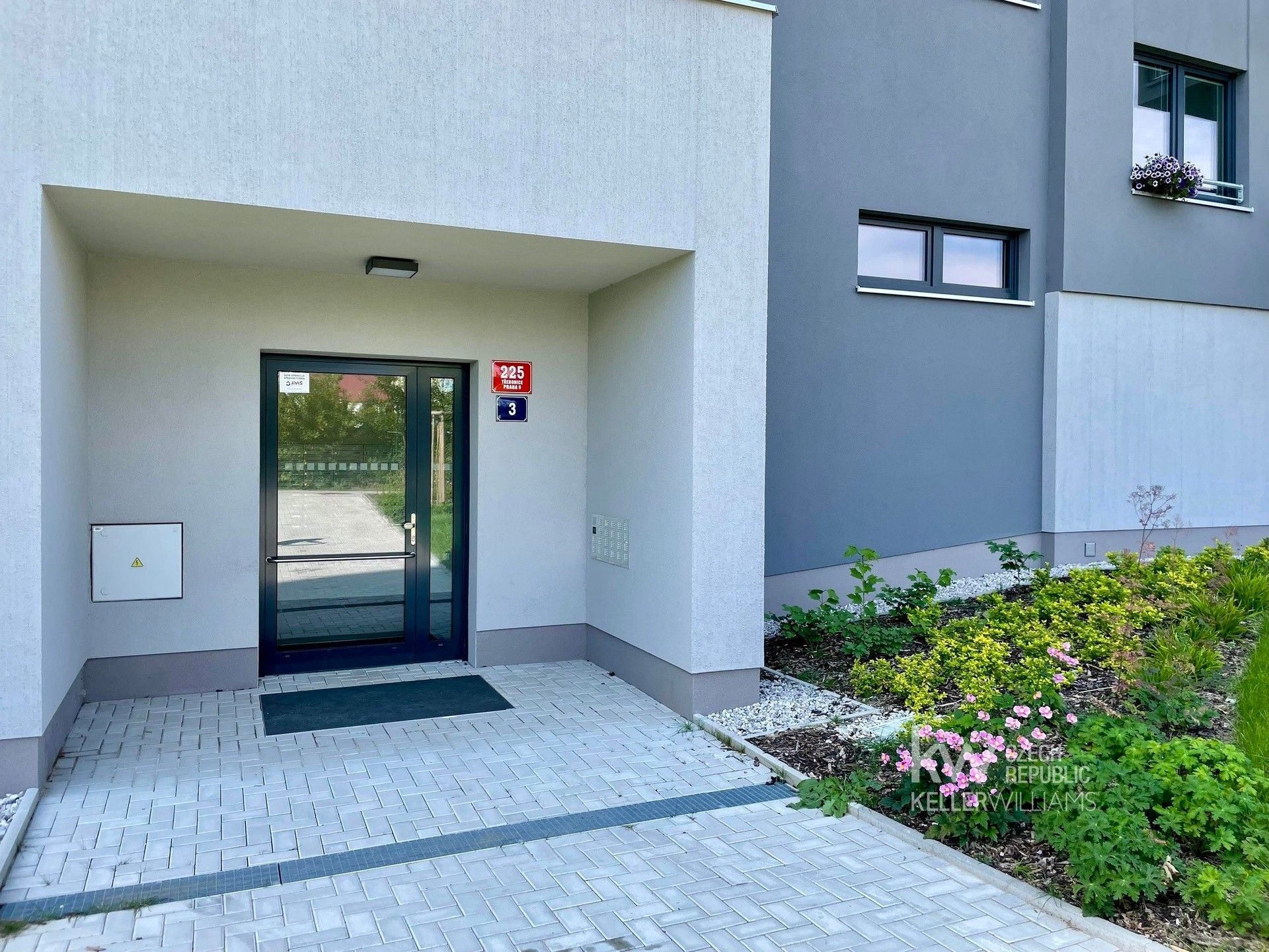 2+kk, U Radosti 225, Praha Třebonice, 51 m² - 2