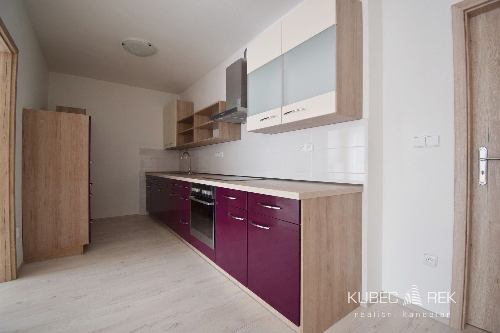 3+kk, Lužnická 1048, Sezimovo Ústí, 85 m² - 2