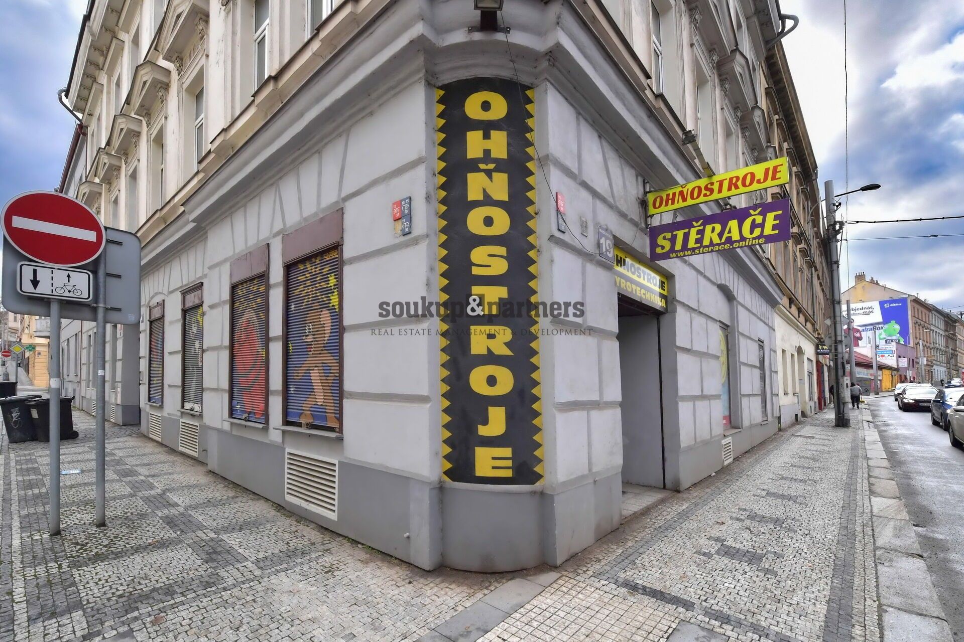 Pronájem obchodní prostory - Radlická, Praha, 171 m²