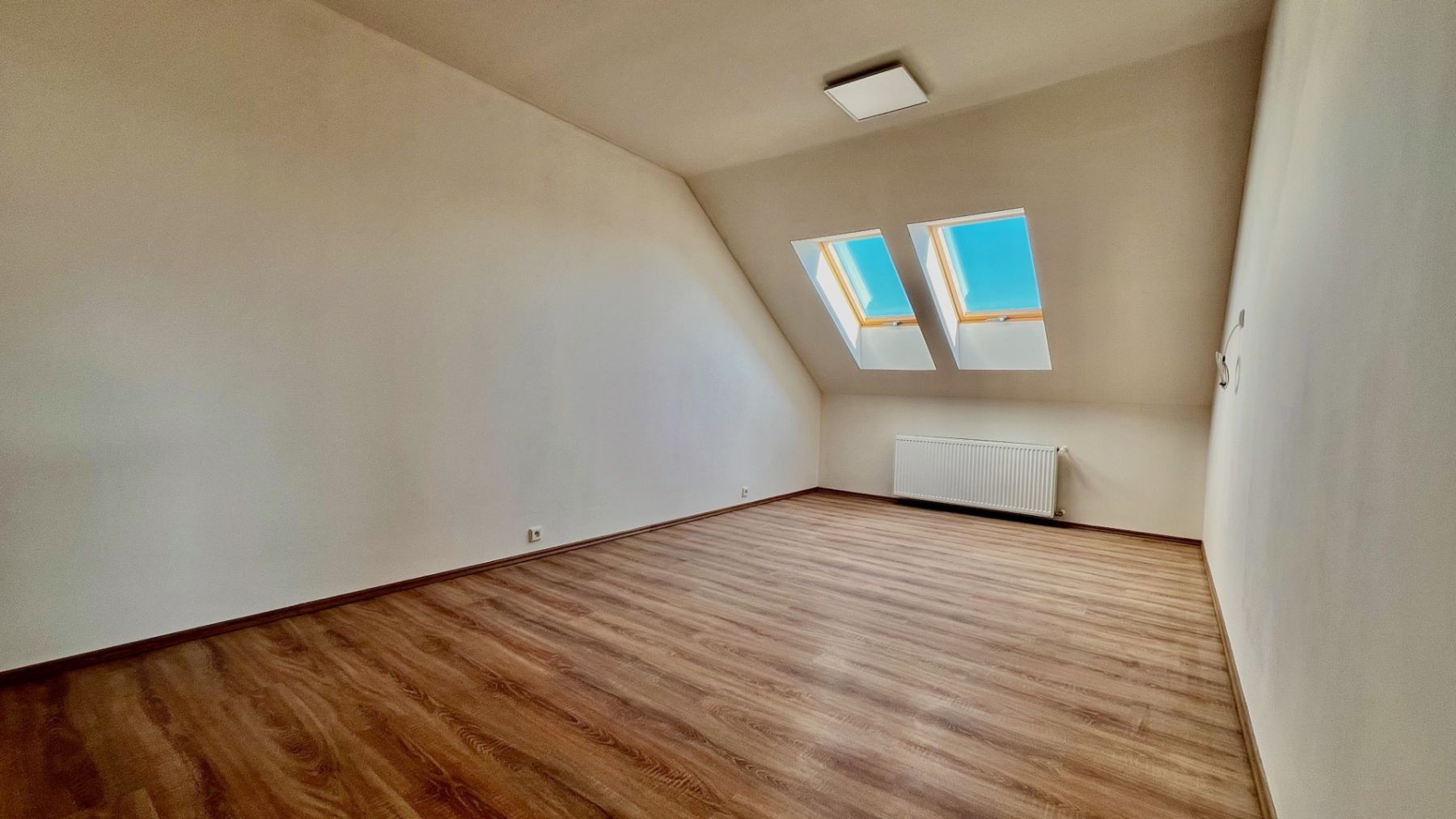 Pronájem byt 4+kk - Kounice - Kounice, Středočeský kraj, 125 m² - 5