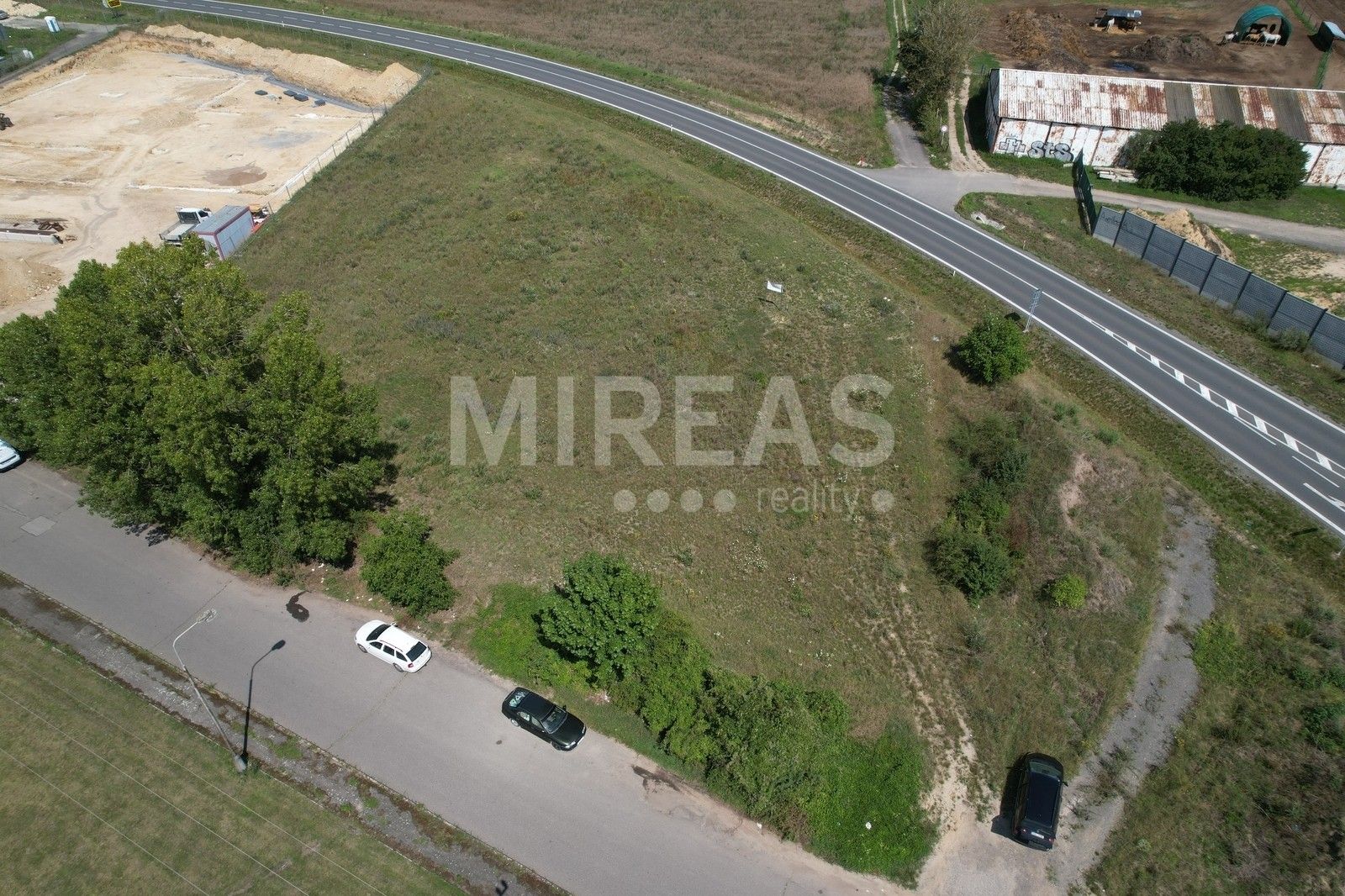 Prodej komerční pozemek - Mělník, 3 m²