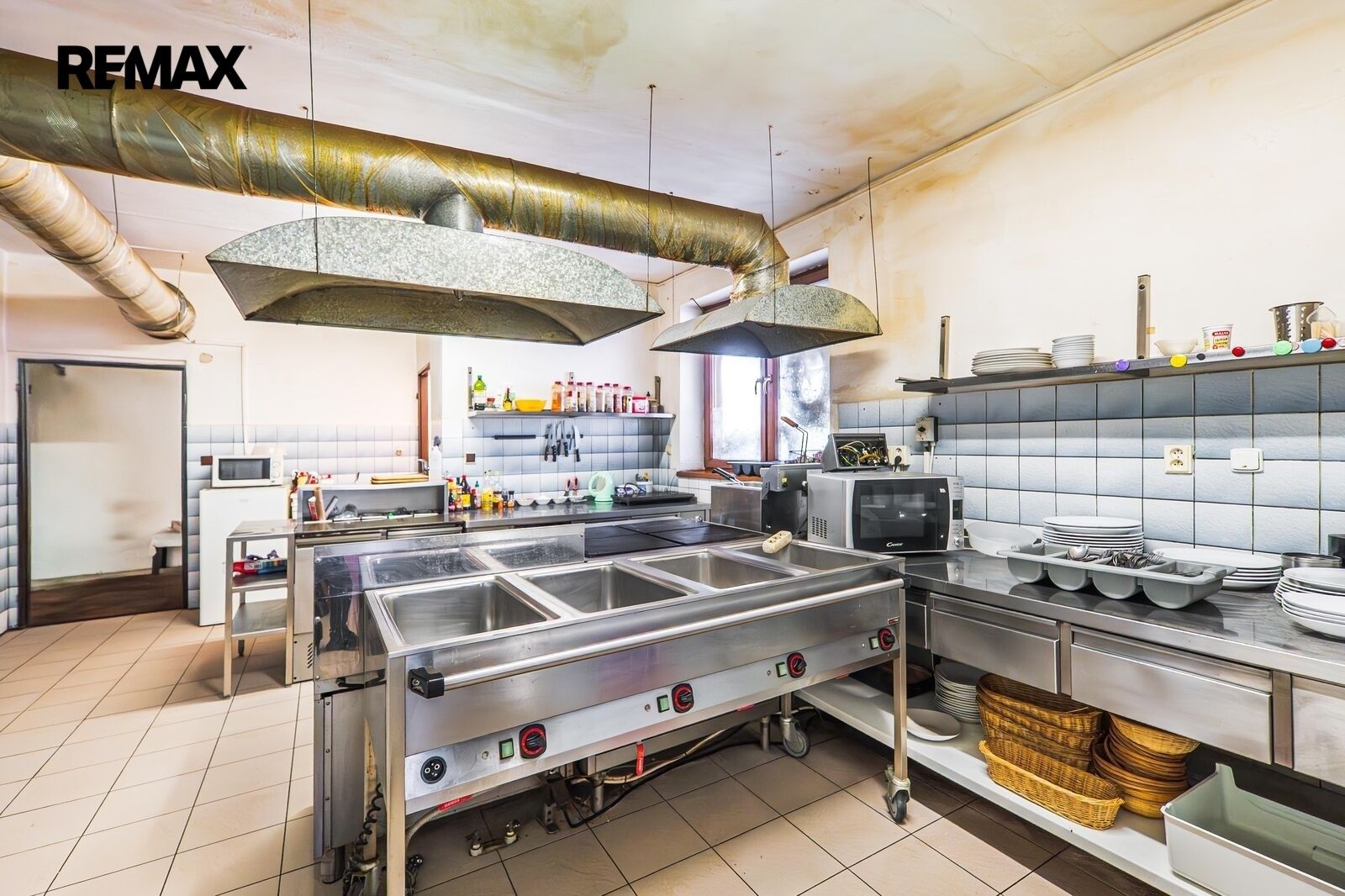 Prodej restaurace - Sýkořice, 500 m² - 5