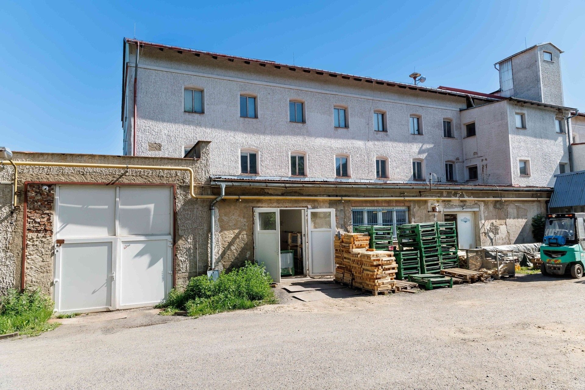Obchodní prostory · 24 366 m² · Raspenava - 4