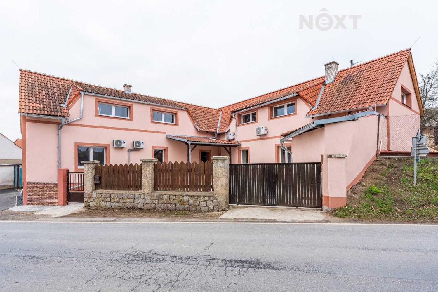 Prodej rodinný dům - Tismice, 251 m² - 2