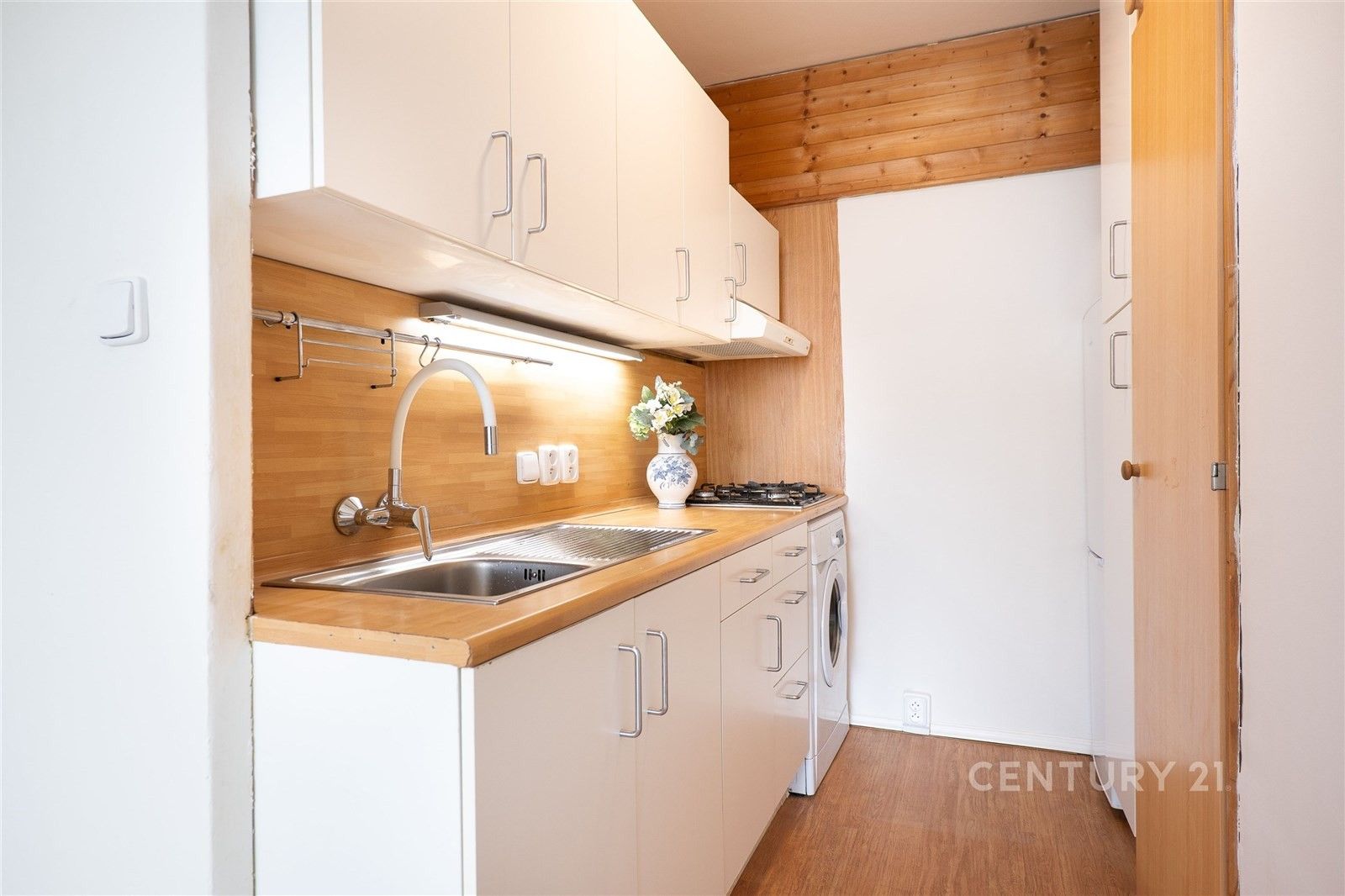 Byt 2+kk · 44 m² · Štichova, Praha Háje - 3