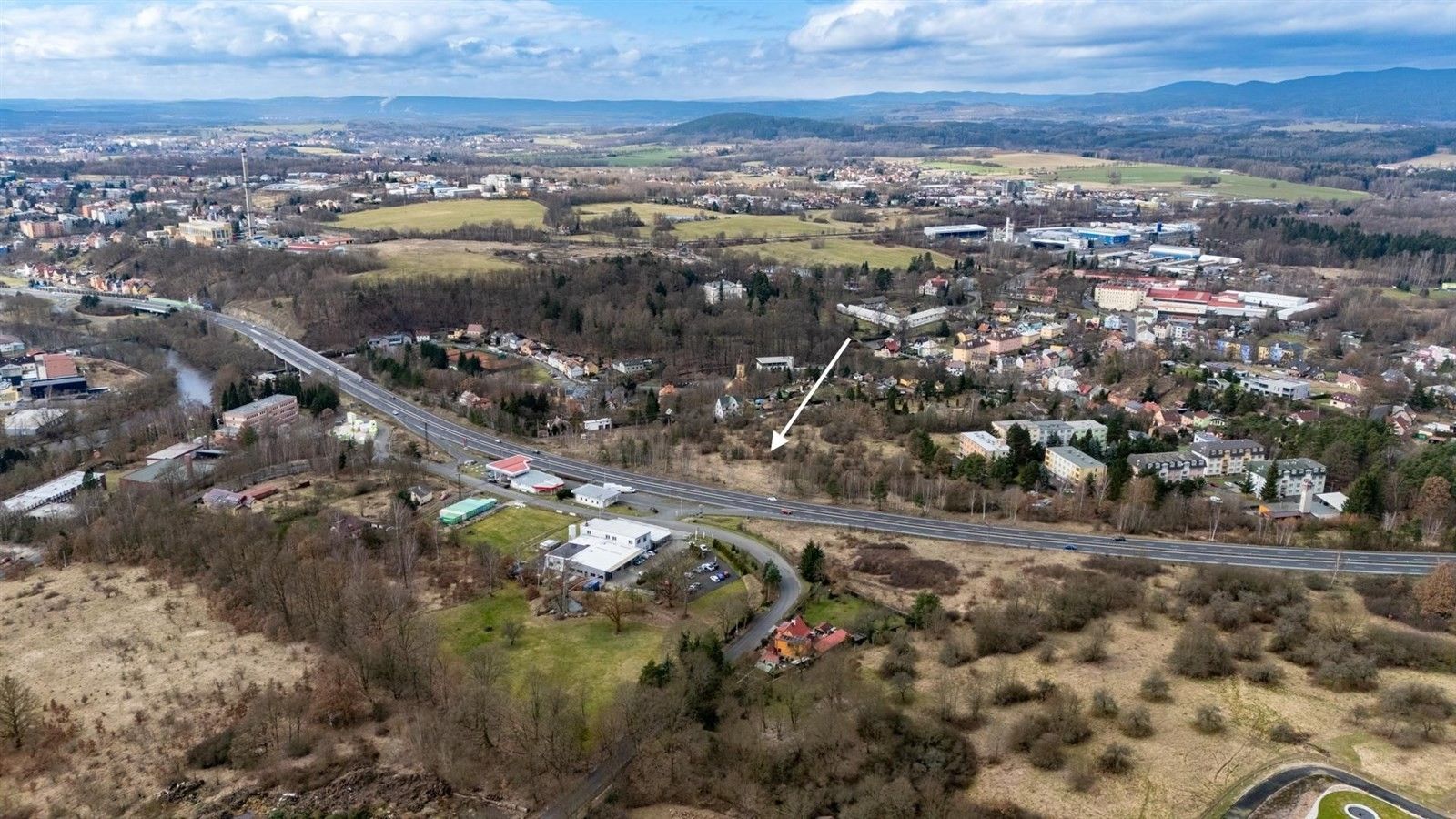 Komerční pozemek · Dalovice - 4