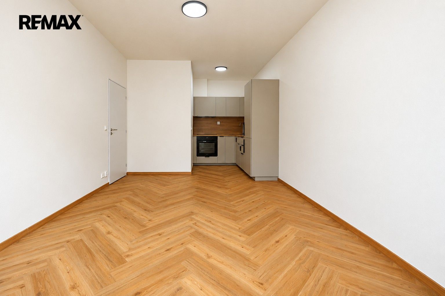 2+kk, Pelušková 1443, Praha Kyje, 38 m² - 2