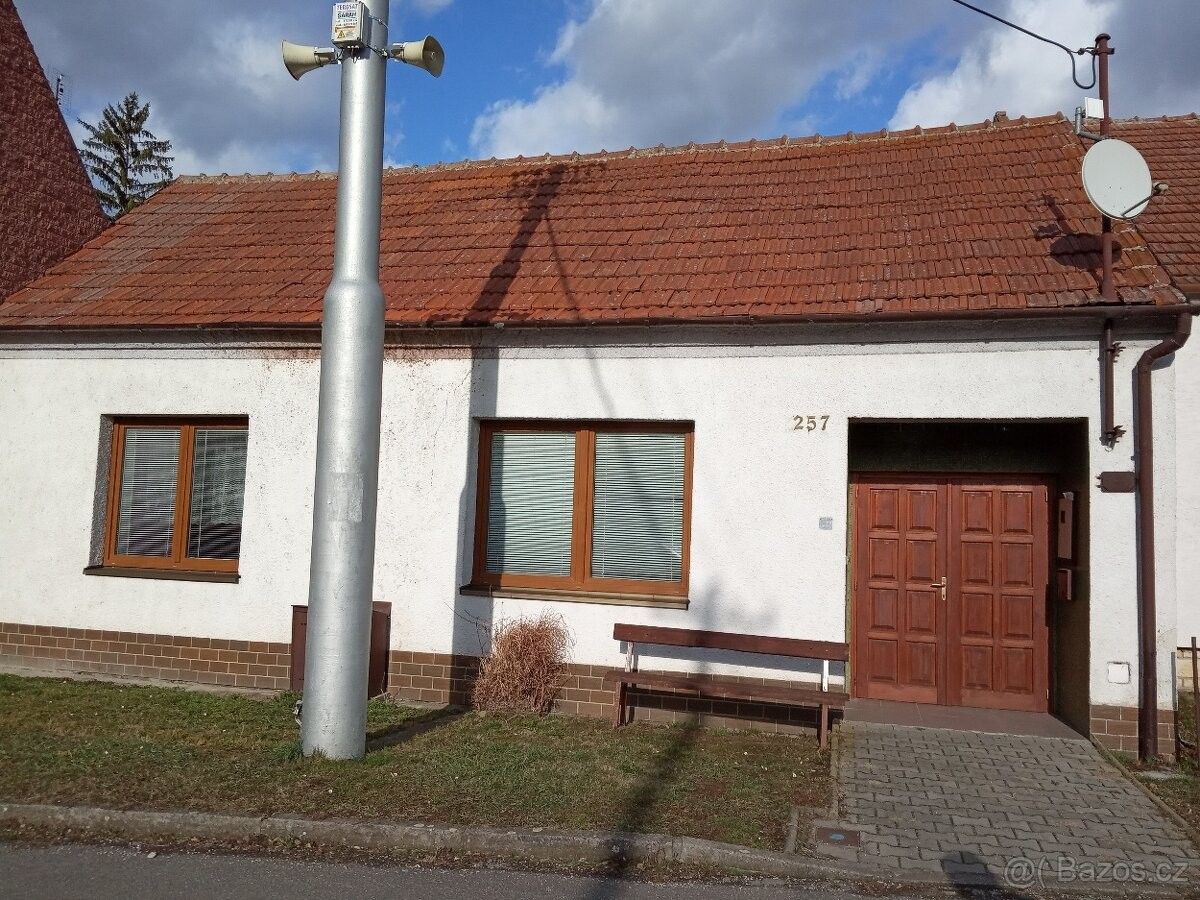 Rodinné domy, Vlčnov, 687 61