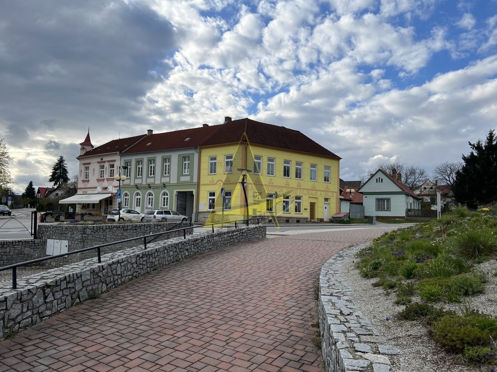 Prodej dům - náměstí Šimona Lomnického, Ševětín, 250 m²