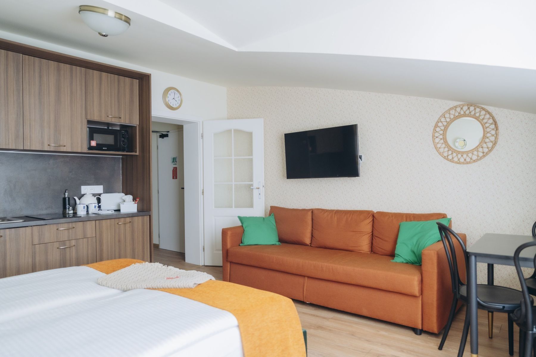 Byty, Bulharská, Karlovy Vary - Karlovy Vary, Karlovarský kraj, 24 m² - 2