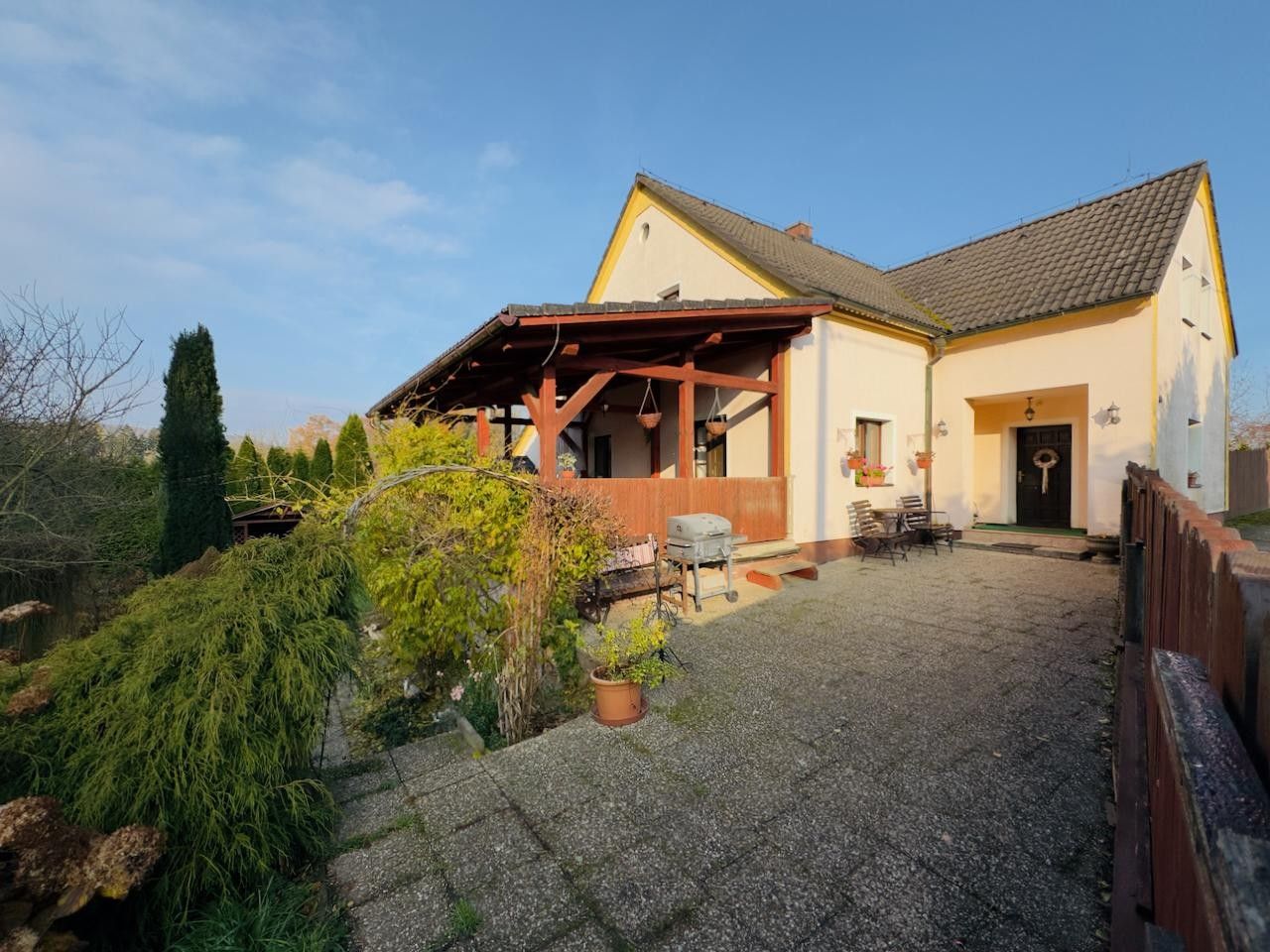 Prodej rodinný dům - Podlesí, Horní Police, 239 m²