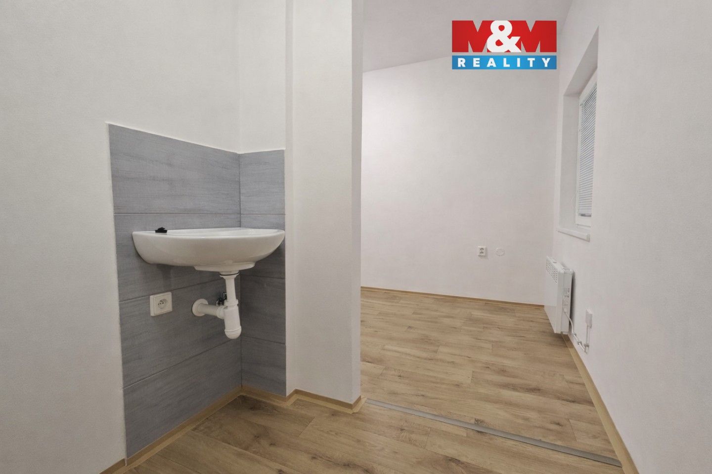 Kanceláře, Maršála Koněva, Nymburk, 10 m²