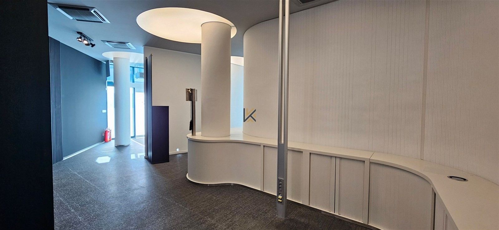 Pronájem obchodní prostory - Na Poříčí, Praha, 127 m²