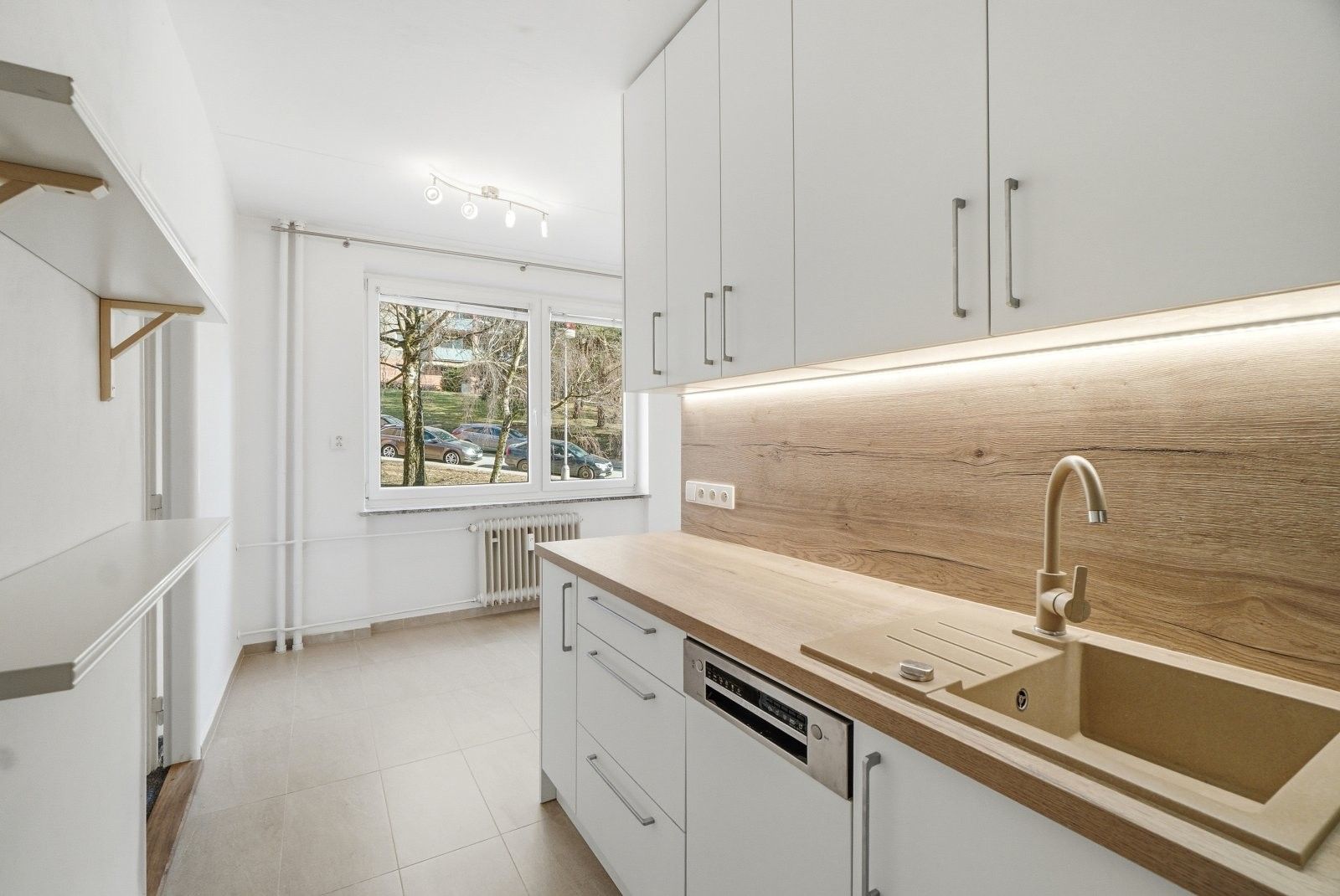 3+1, Halasova 991, Tišnov, 73 m² - 1