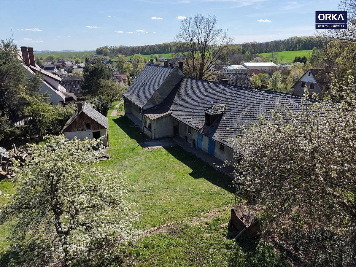 Rodinné domy, Mohelnice - Květín, okres Šumperk, 250 m² - 2