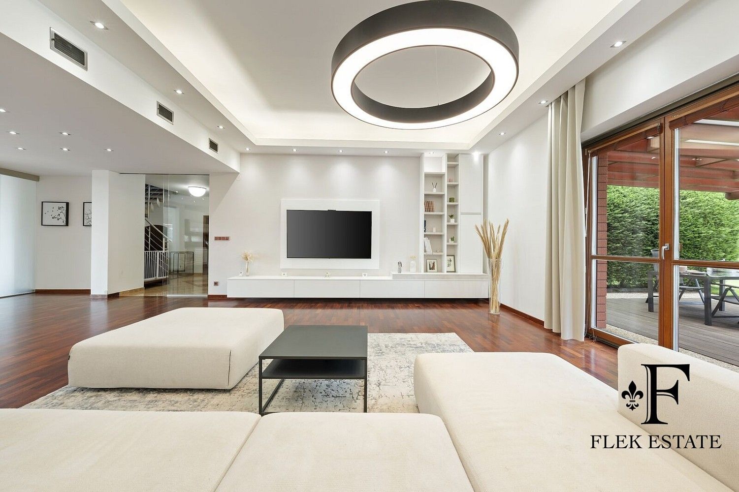 Prodej rodinný dům - Medlov, okres Brno-venkov, 371 m² - 5