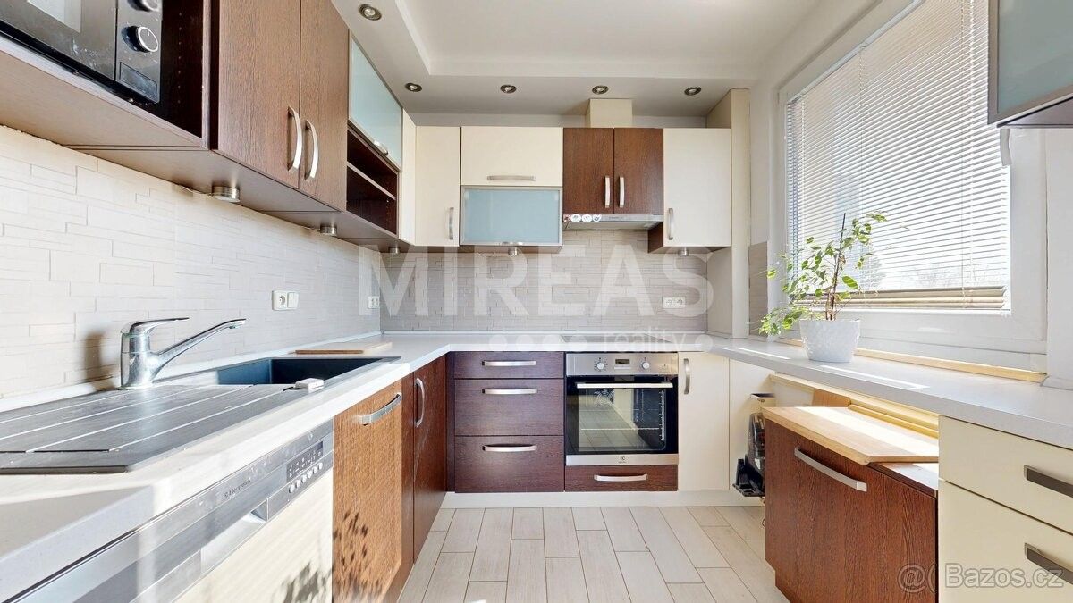 Byty, Lysá nad Labem, 289 22