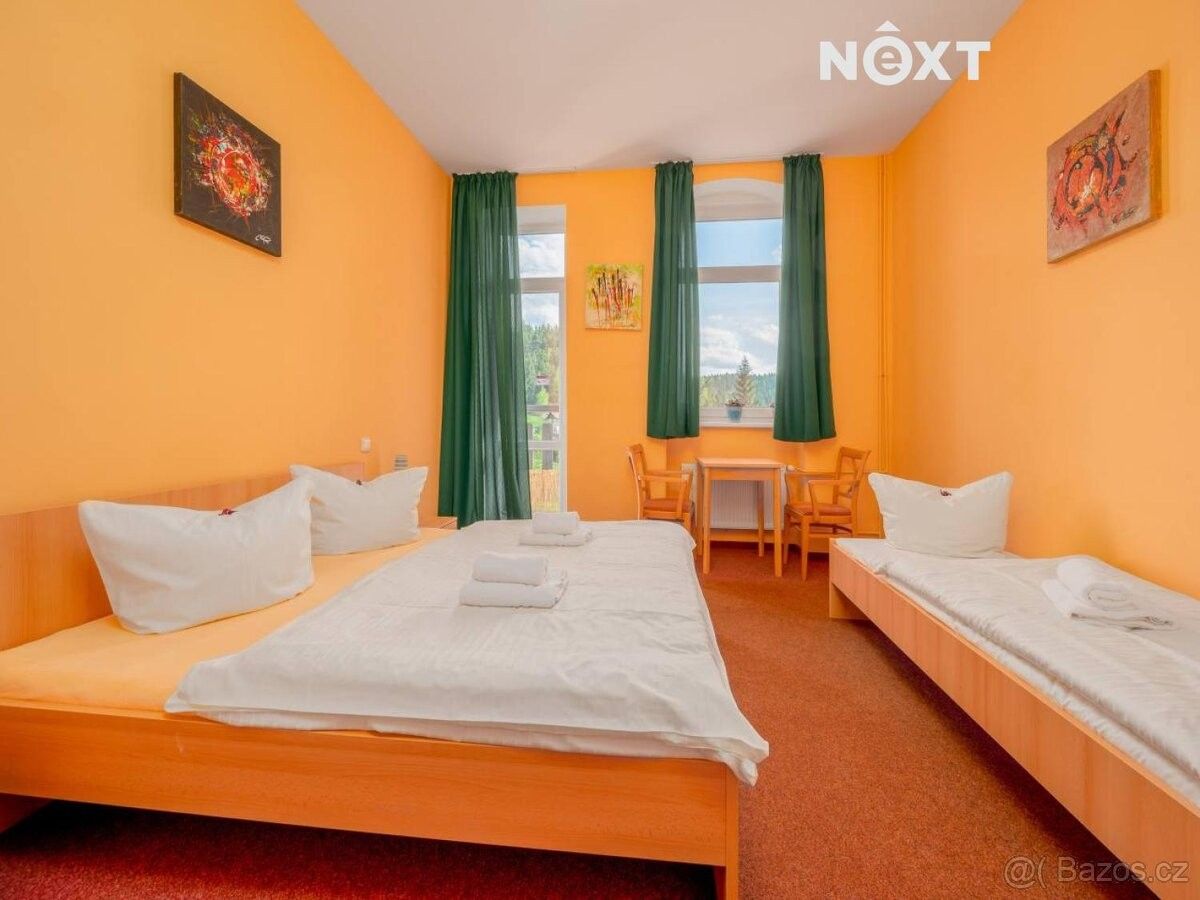 Restaurace, Nová Role, 362 25