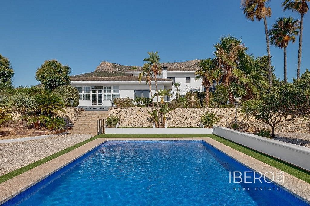 Prodej rodinný dům - Calpe, ES, 421 m² - 2