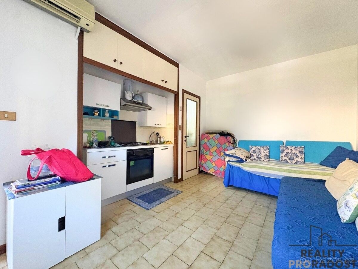 Prodej byt - 987 66, Zahraničí