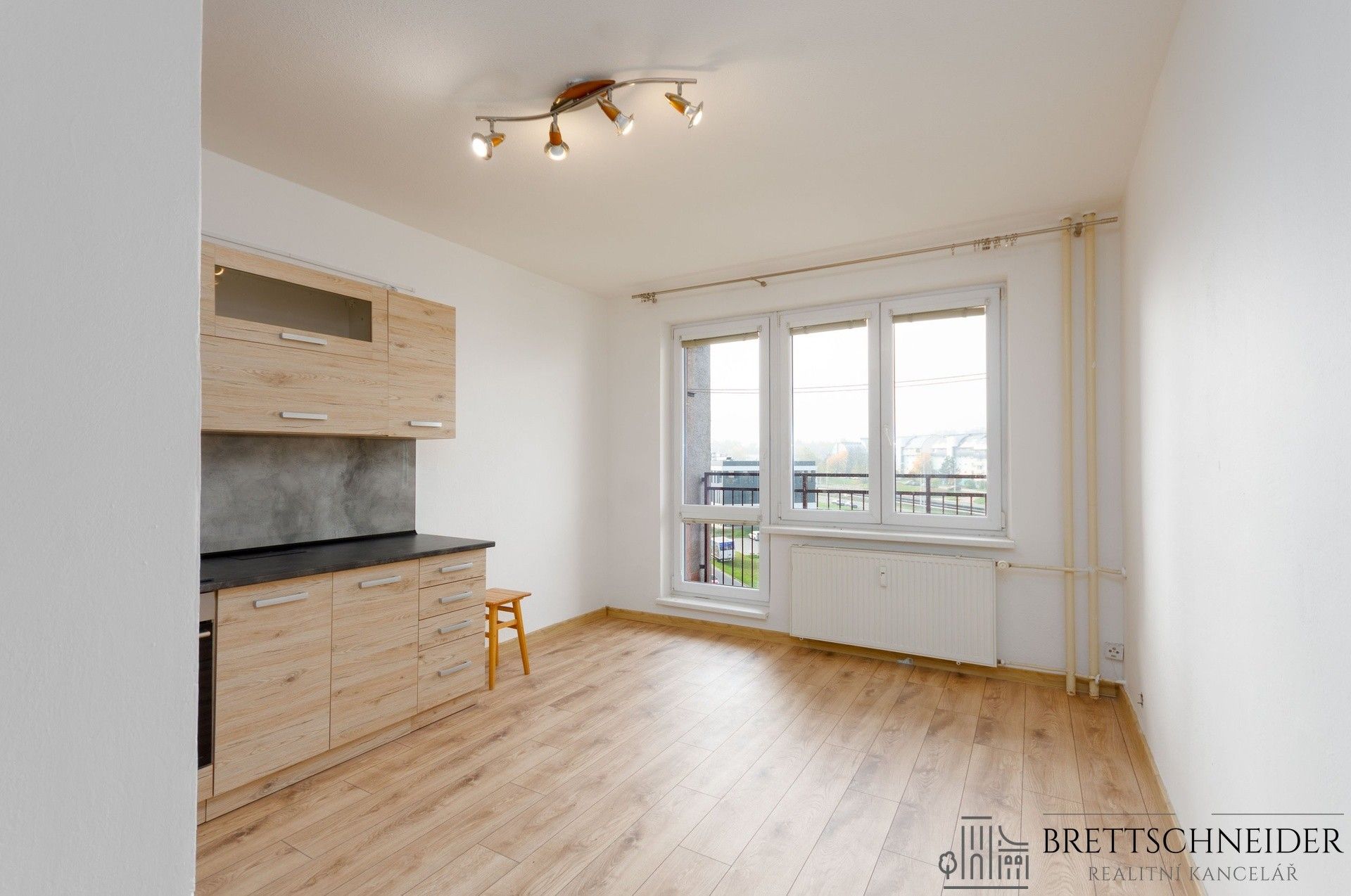 Pronájem byt 1+1 - Antonína Poledníka, Ostrava, 40 m²