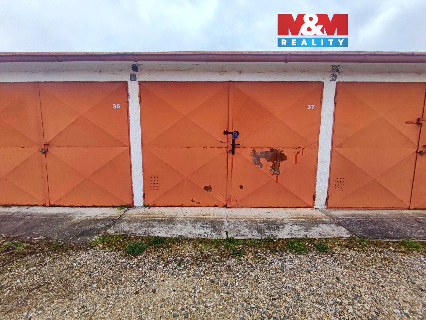 Pronájem ostatní - Mrštíkova, Hradec Králové, 18 m²