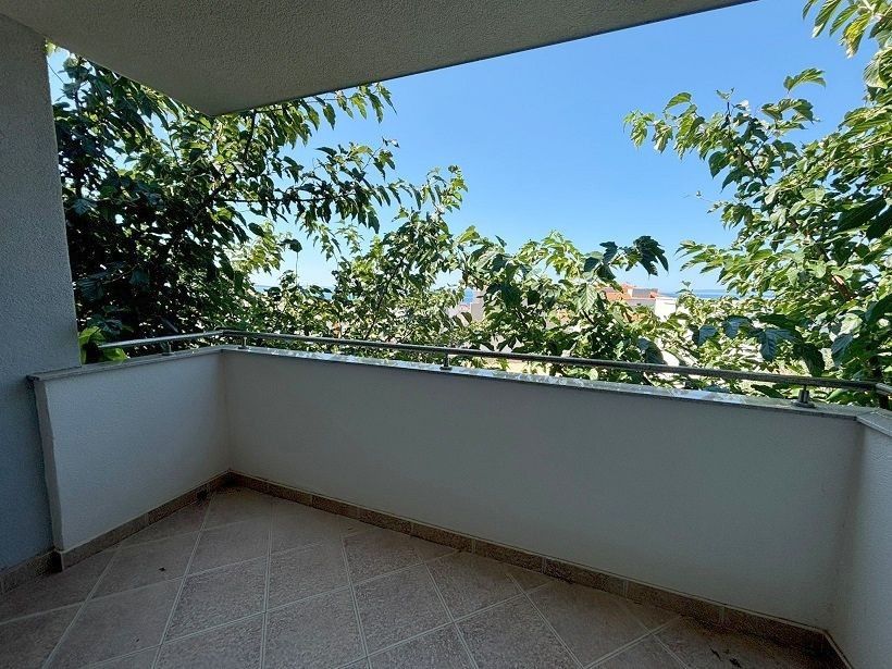 Prodej byt - 987 65, Slovensko