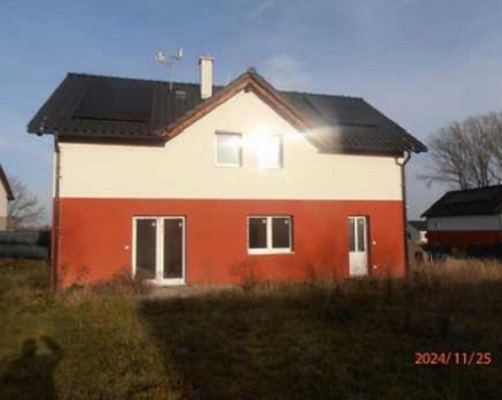 Rodinné domy, Luštěnice, 294 42