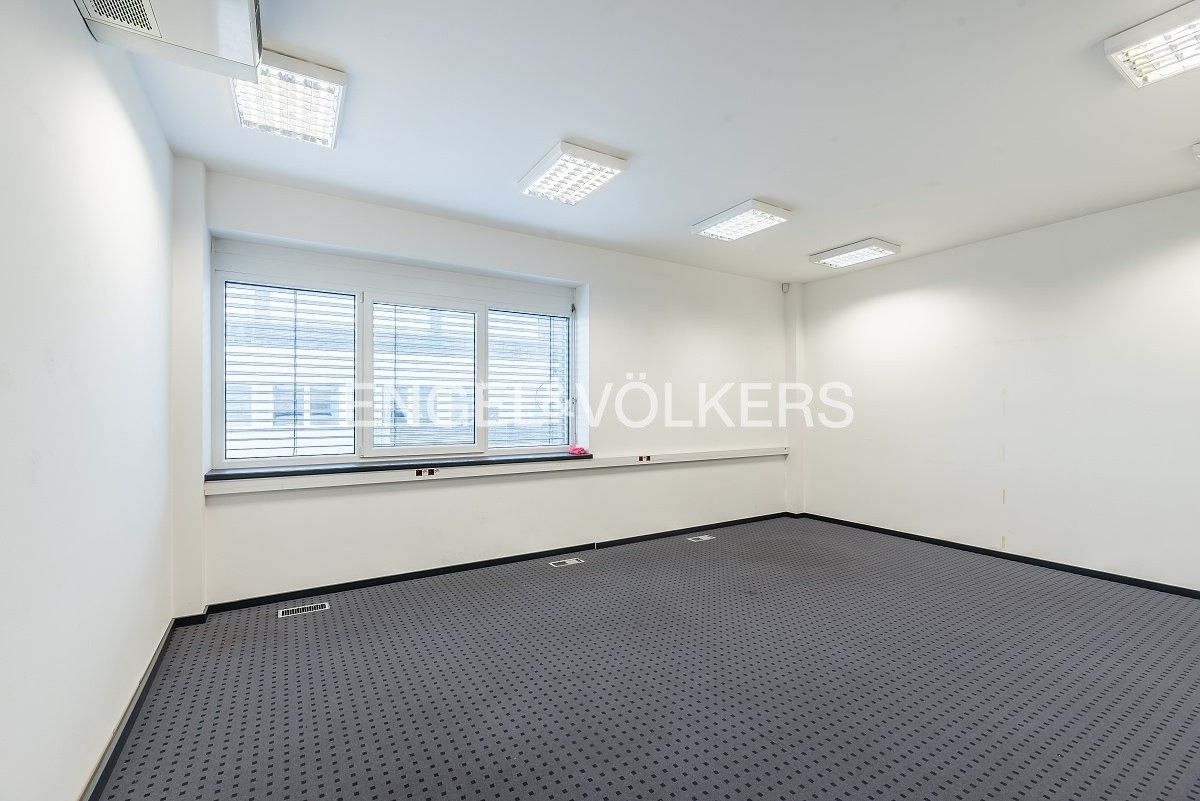 Pronájem kancelář - Nákupní, Jesenice, 26 m²