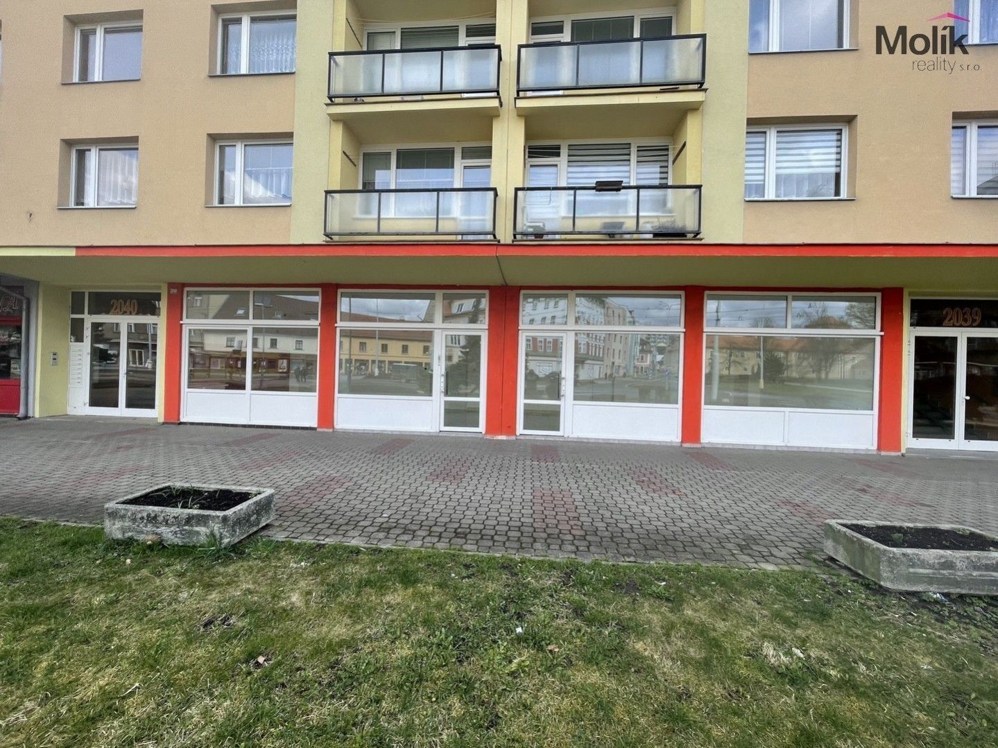 Pronájem obchodní prostory - 9. května, Litvínov, 70 m²