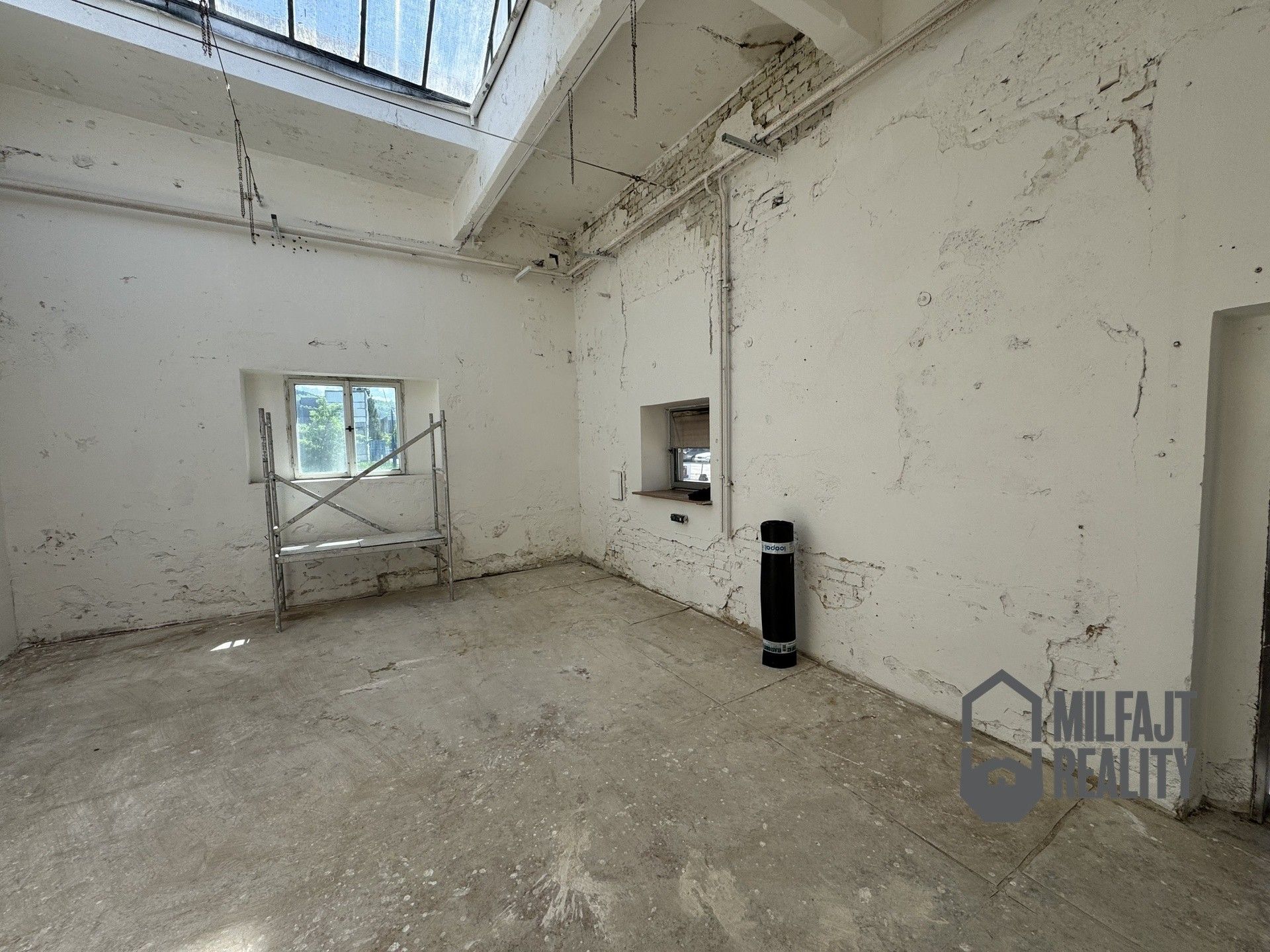 Pronájem sklad - U Nisy, Chrastava, 74 m²