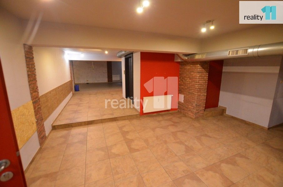 Obchodní prostory, Husova, Humpolec, 297 m²