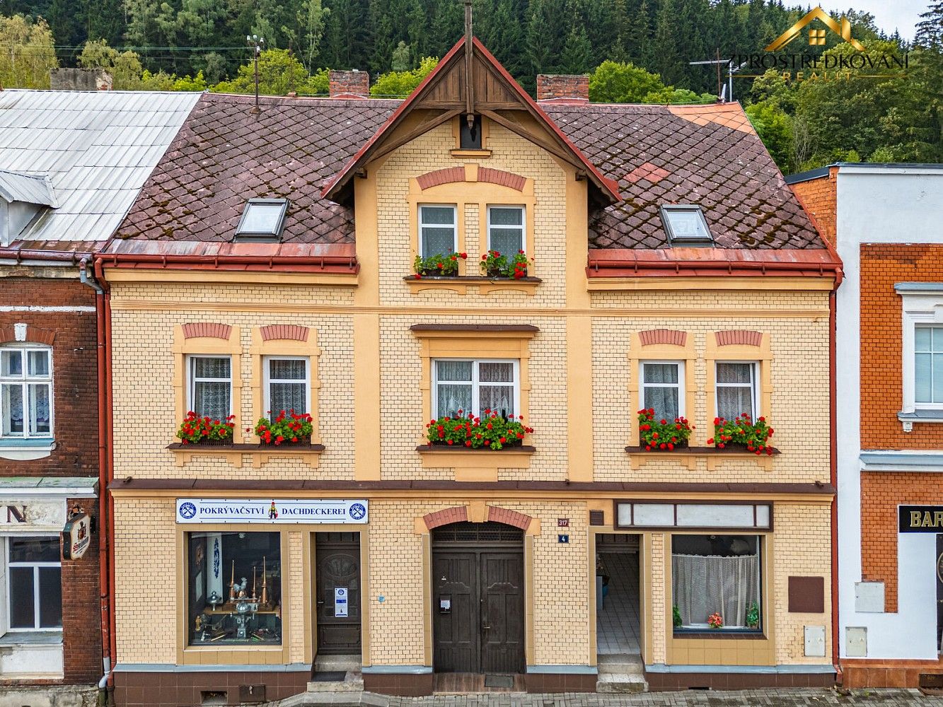 Prodej rodinný dům - 5. května, Kraslice, okres Sokolov, 380 m² - 5