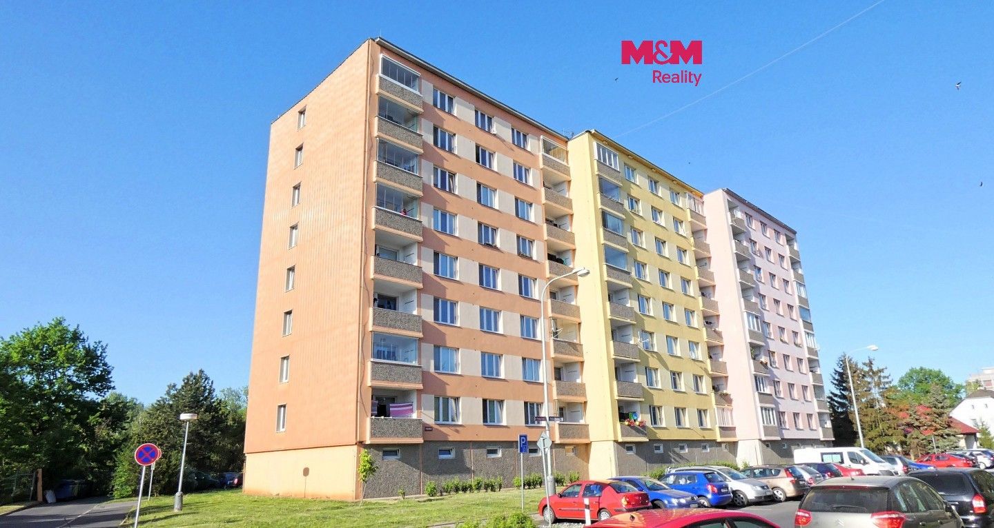 4+1, Petra Obrovce, Louny, 82 m² - 1