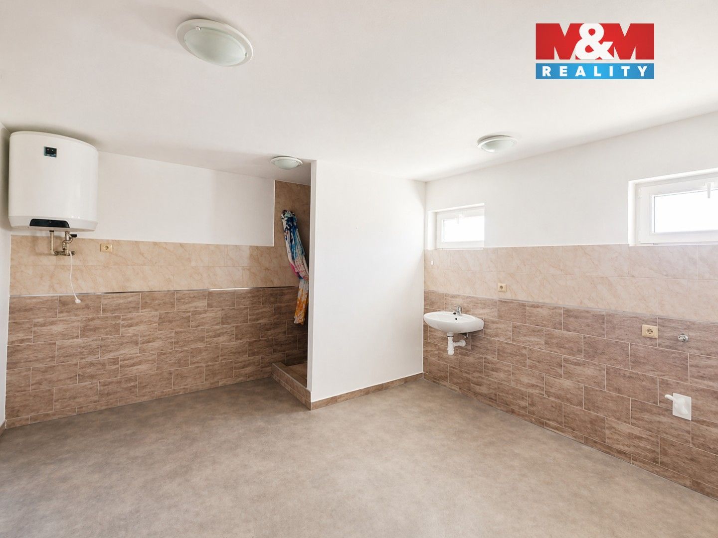 Pronájem sklad - Roveňsko, Holice, 1 219 m² - 5