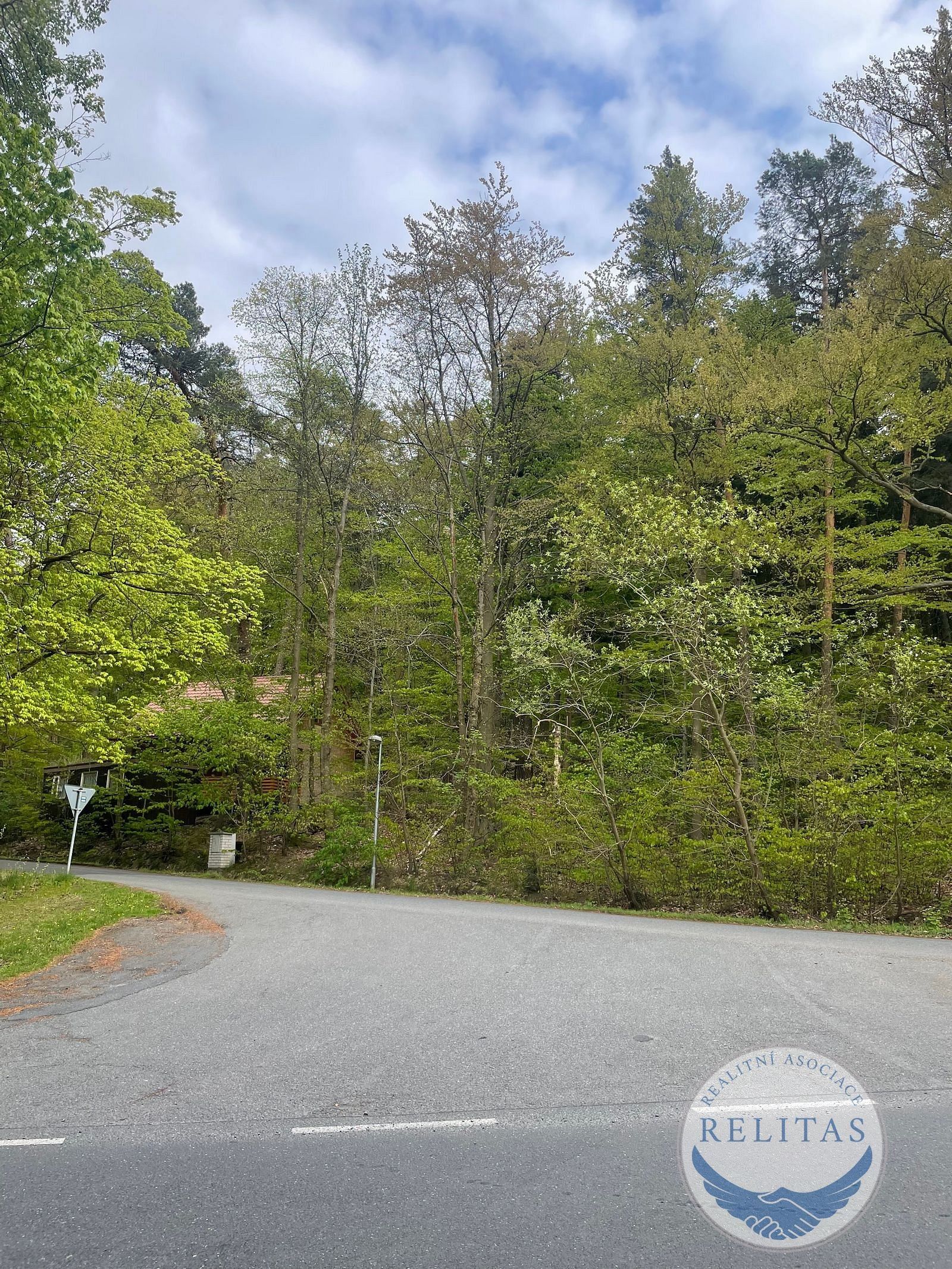 Lesy, Sázavská, Jevany, 7 759 m²