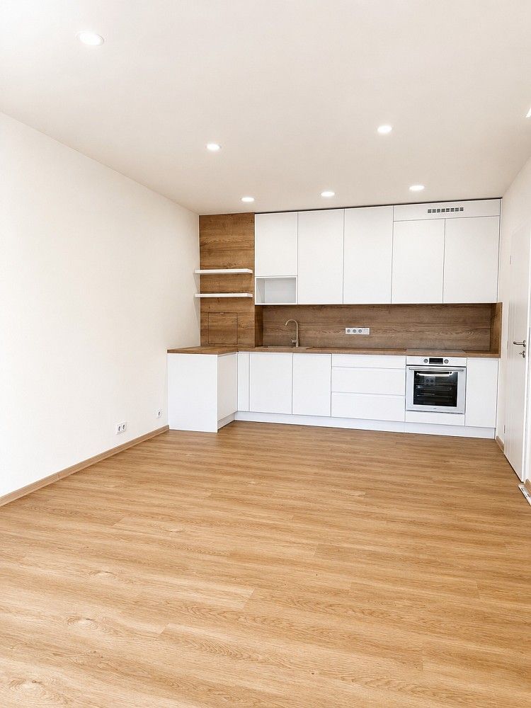 Prodej byt 2+kk - Otrokovice, okres Zlín, Zlínský kraj, 58 m² - 5