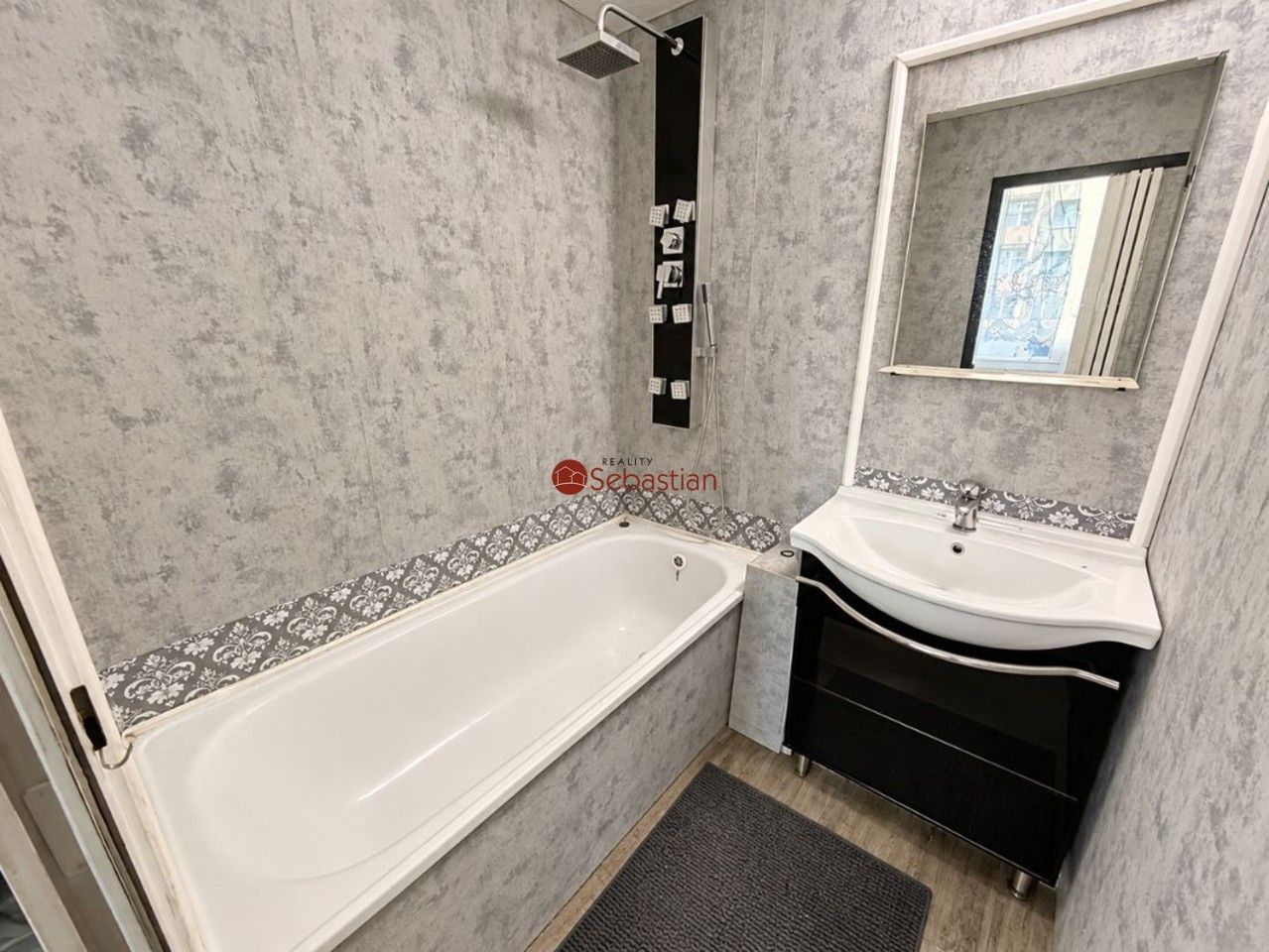 Byt 3+1 · 63 m² · U Věžových domů, Most - 3