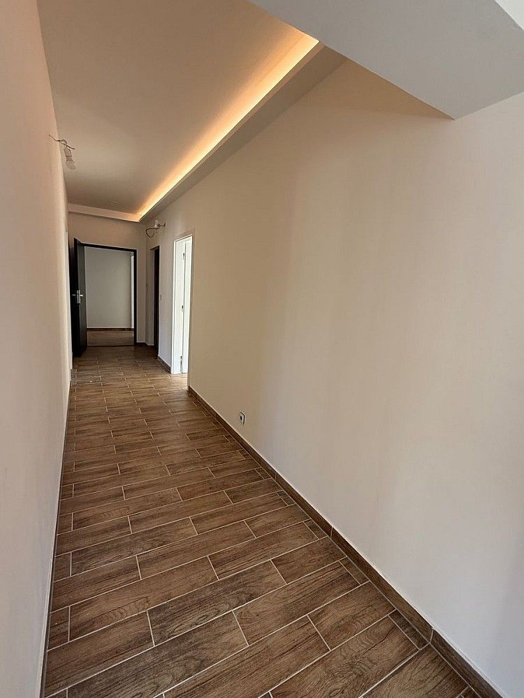 Byt 3+1 · 133 m² · Karlštejn, okres Beroun - 3