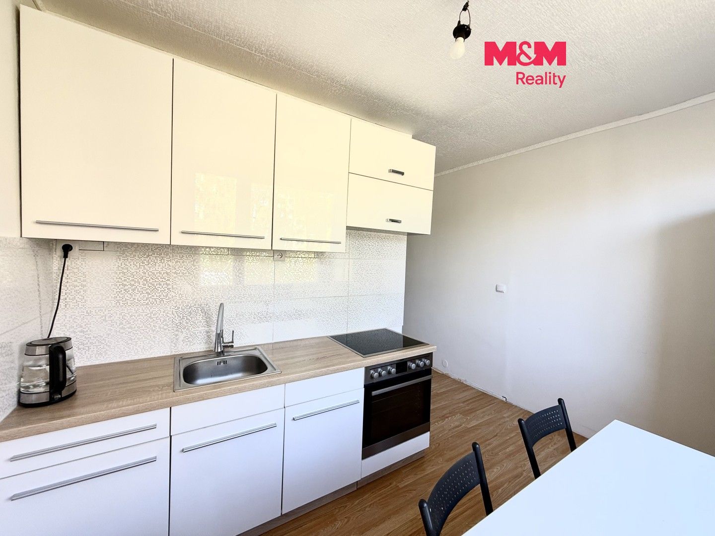 3+1, Karla Čapka, Krupka, 79 m² - 1