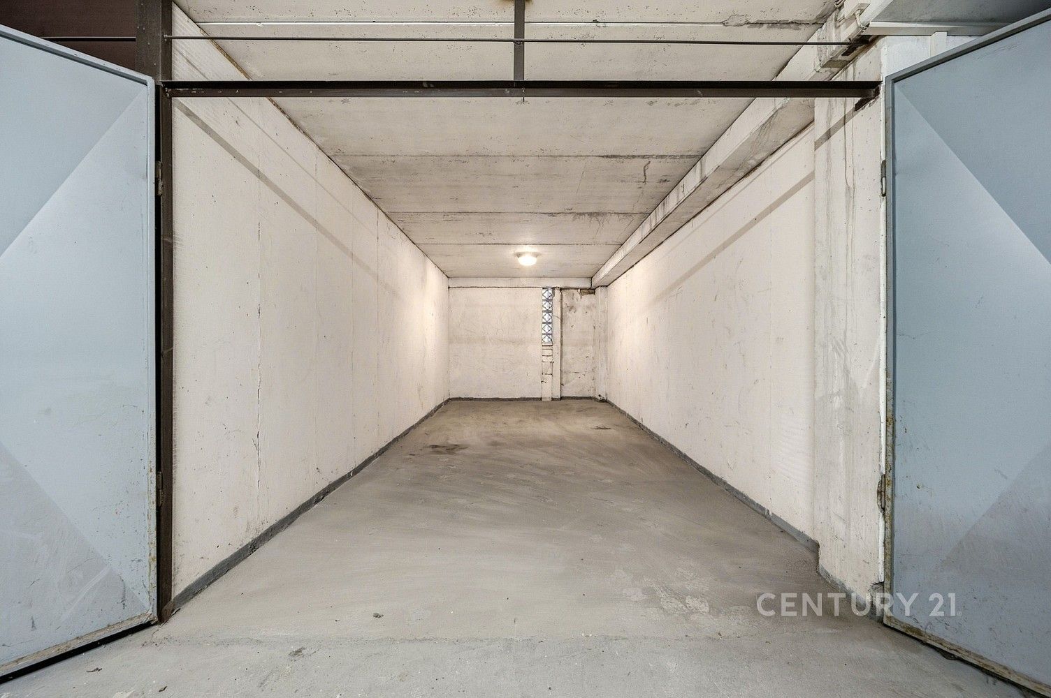 Nemovitost · 18 m² · Praha - Kyje, okres Praha 14, Hlavní město Praha - 4